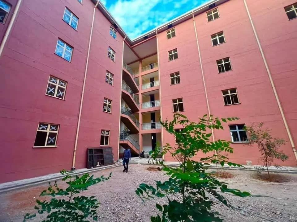 Qabri Dahar Boarding Rooms